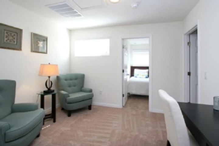 Room 35 of 299