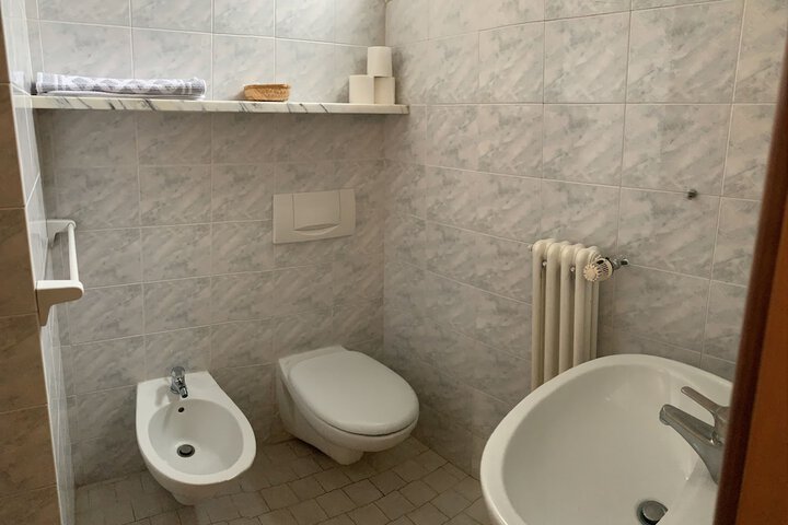 Room 50 of 70