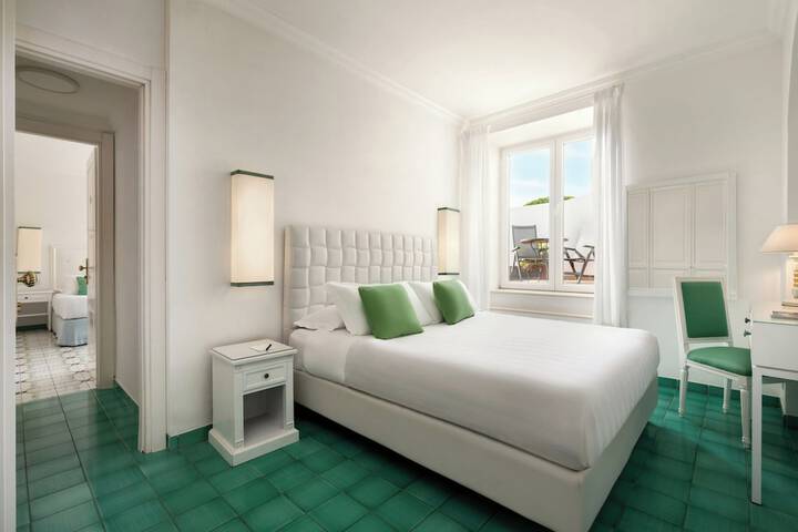 Room 50 of 98