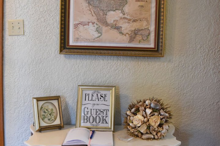 Ballroom/Hall 27 of 30