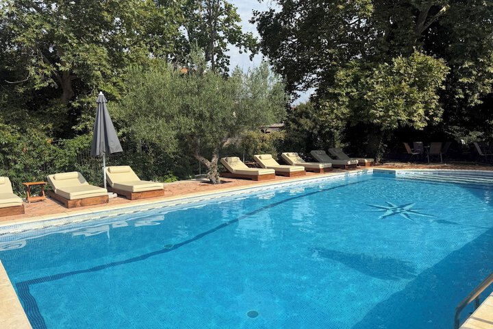 Pool 146 of 171