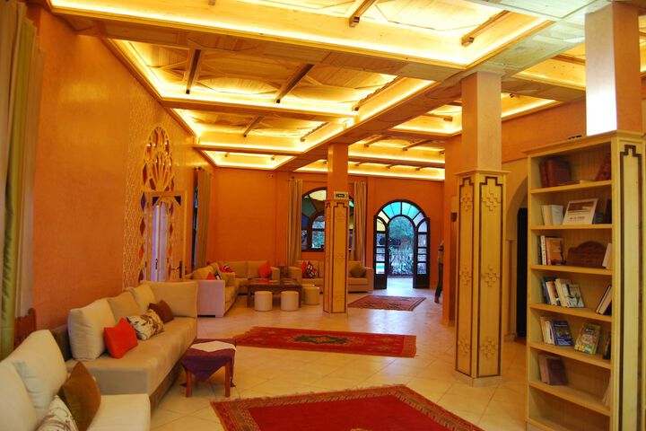 Hotel Interior 6 of 72