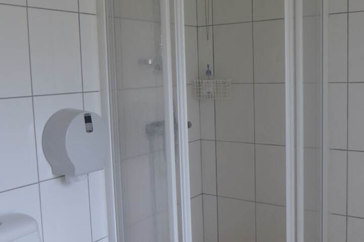 Room 21 of 50