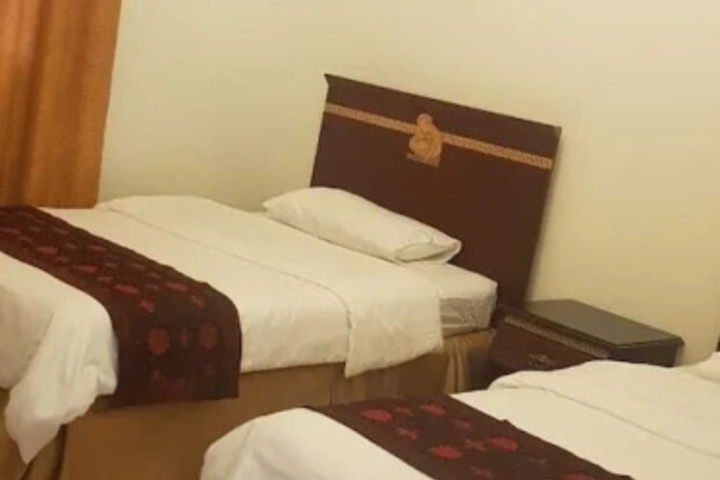 Room 3 of 18