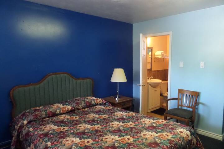 Room 17 of 43