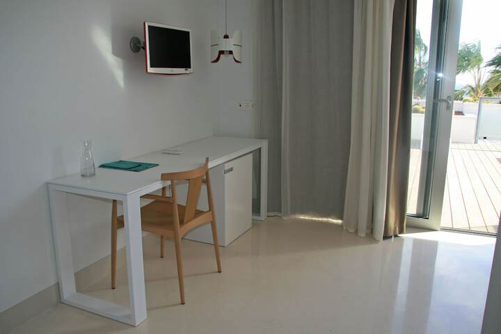 Room 15 of 31