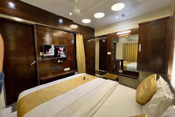 Room 12 of 71