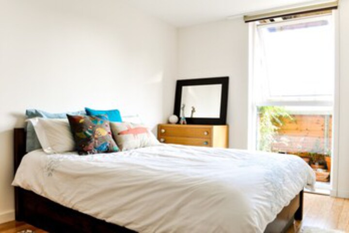 Room 10 of 10