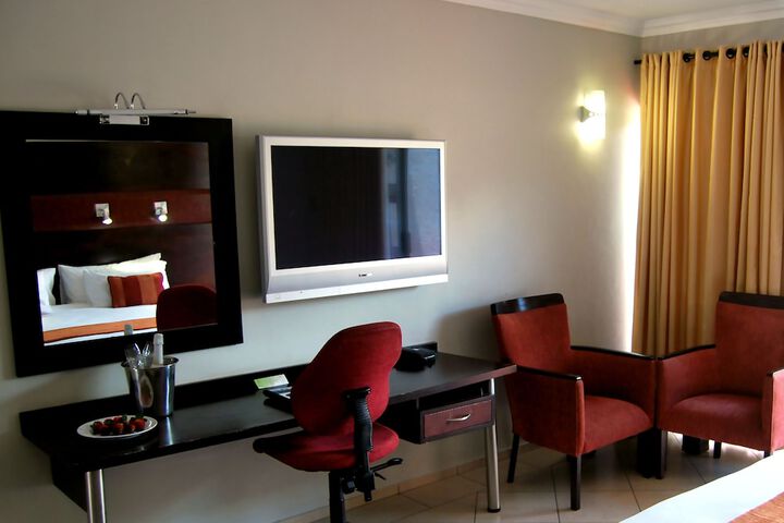 Room 15 of 64