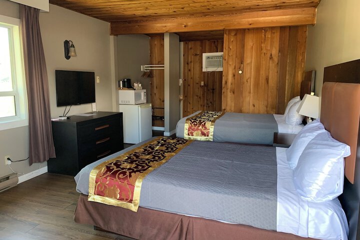 Room 16 of 38