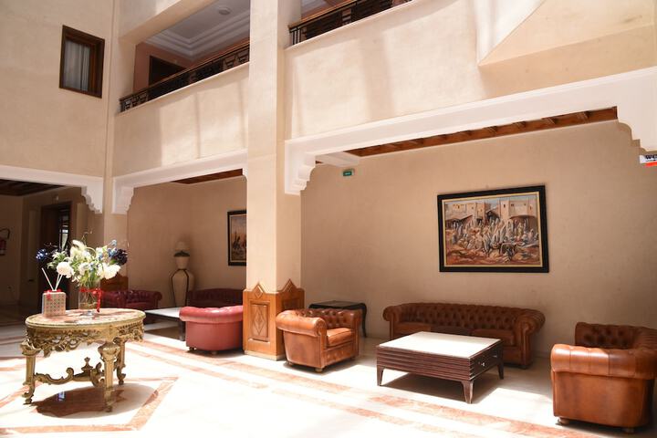 Guest Lobby