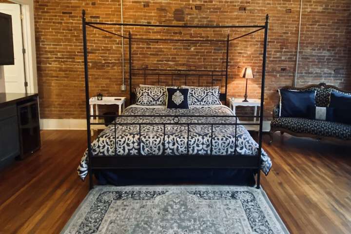 Luxury Studio Kingbed (25 of 26)