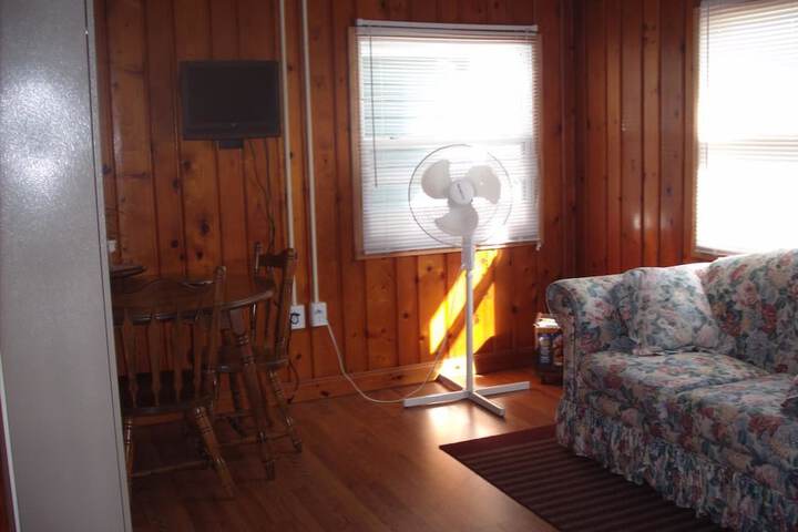 Room 35 of 71