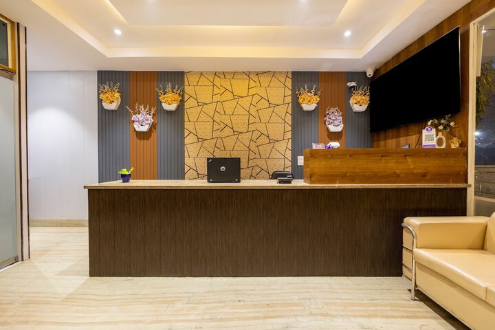 Hotel Interior 6 of 45