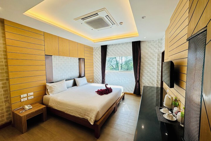 Room 46 of 97