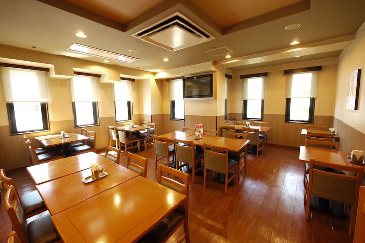 Dining Photos