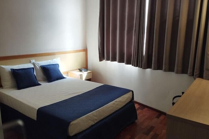 Room 21 of 113