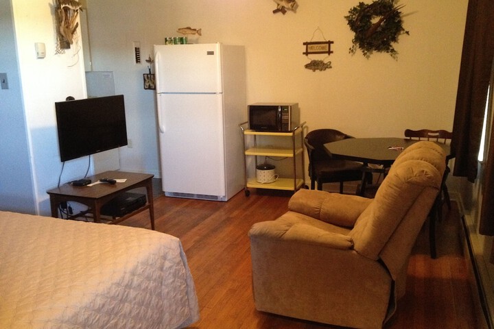 Room 3 of 21