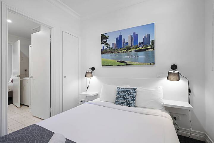 Room 10 of 64