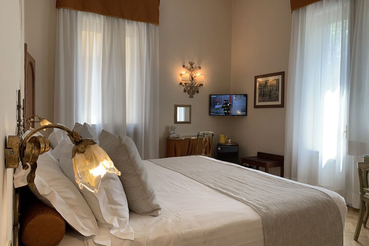 Room 27 of 129