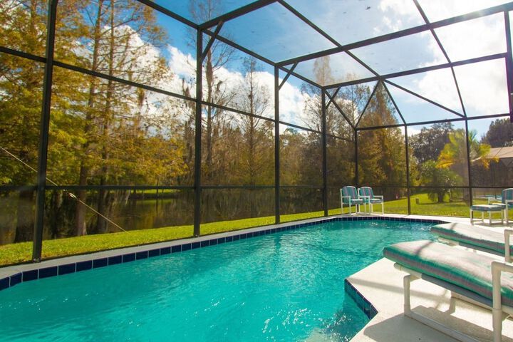 Pool 14 of 21