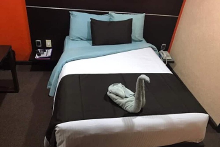Room 20 of 38