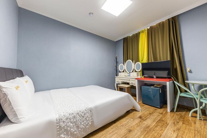 Room 60 of 60