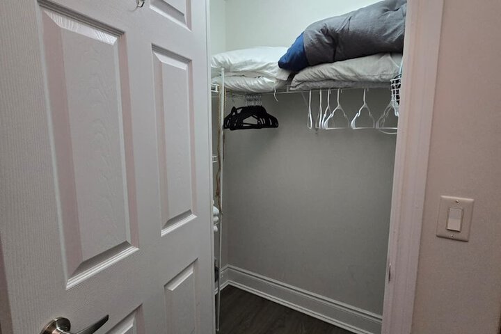 Room 160 of 168