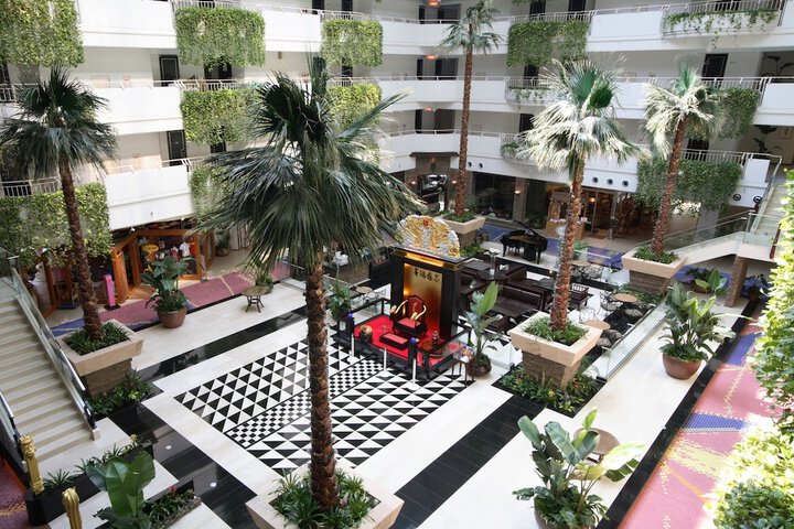 Hotel Interior 5 of 128
