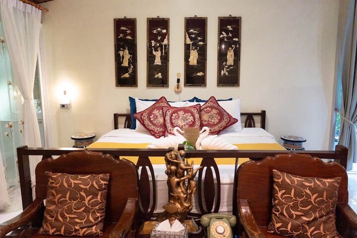 Room 102 of 268
