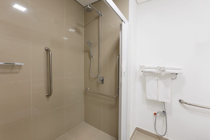 Room 14 of 50