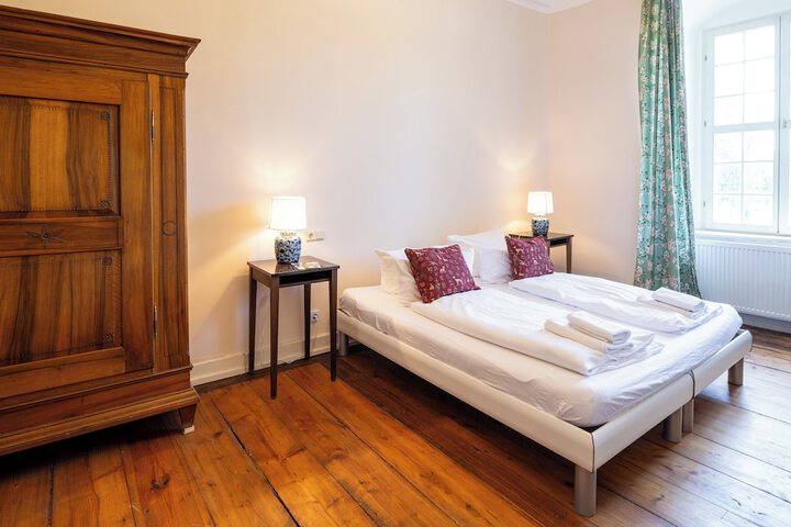 Room 5 of 29