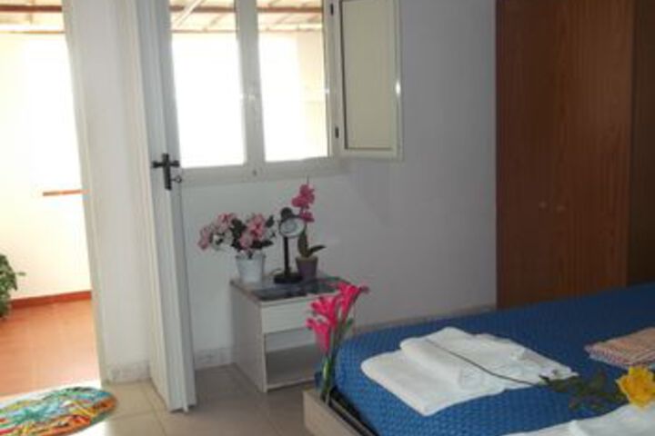Room 73 of 170