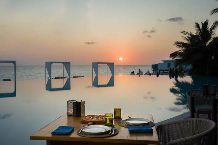 Dining 153 of 177