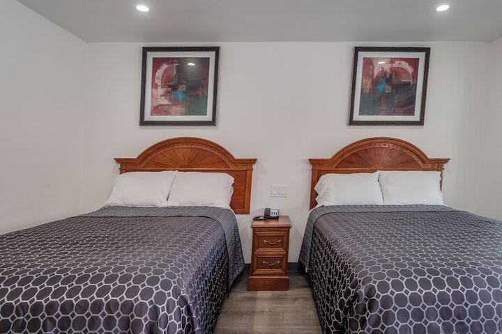 Room 10 of 43
