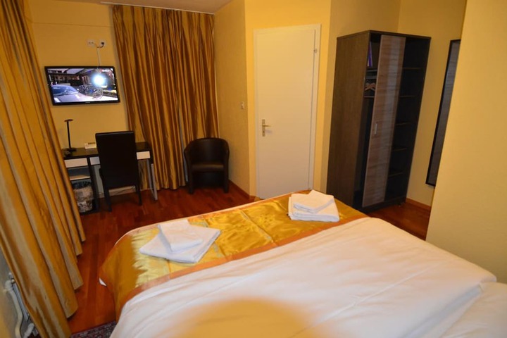 Room 37 of 56
