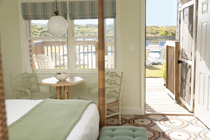 Room 98 of 178