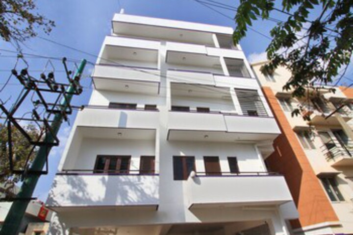 Hotel 7 of 24