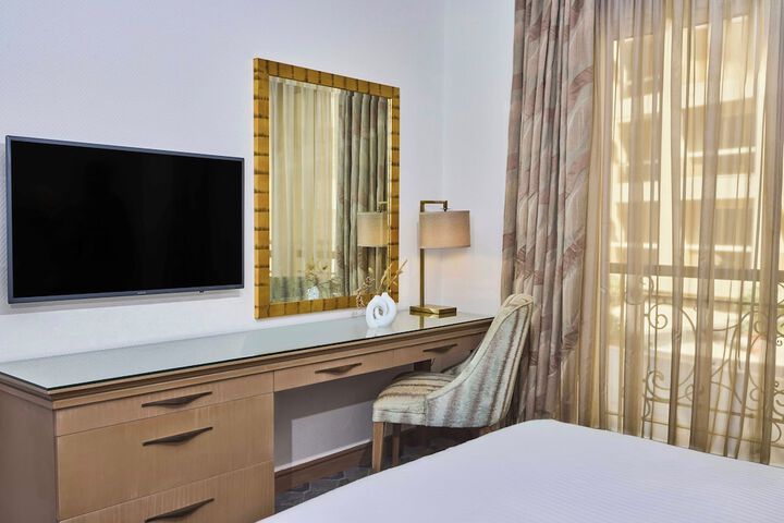 Room 137 of 266