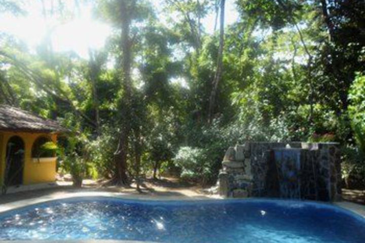 Pool 136 of 163