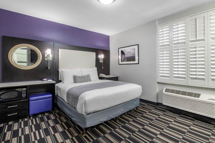 Room 18 of 39