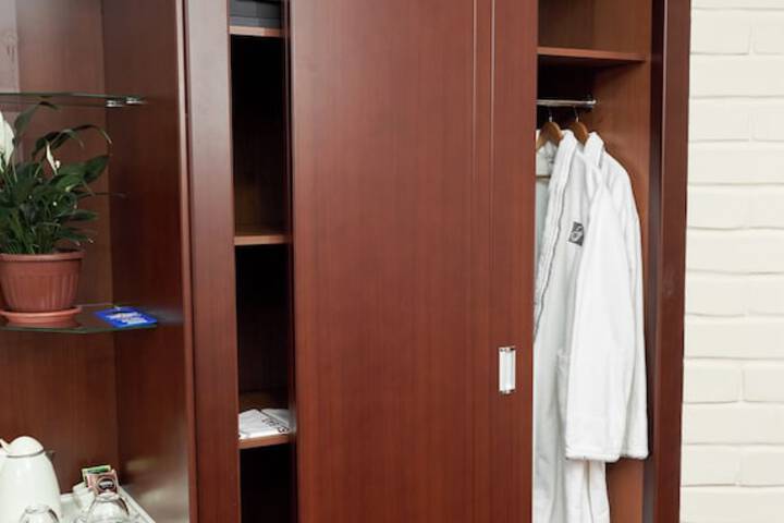 Room 45 of 88