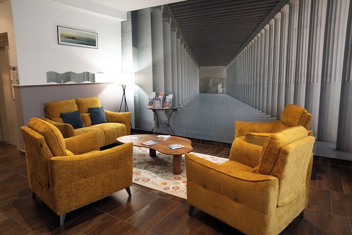 Hotel Interior 9 of 80