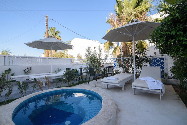 Terrace/Patio 32 of 71