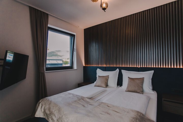 Room 22 of 58