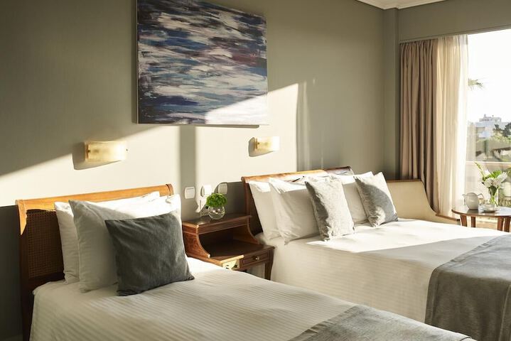 Room 21 of 66