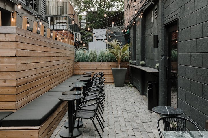 Terrace/Patio 38 of 43