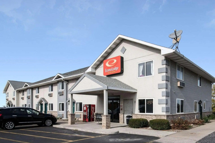Image of Econo Lodge Inn & Suites