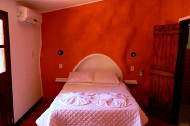 Room 9 of 21