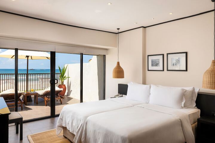Room 4 of 36